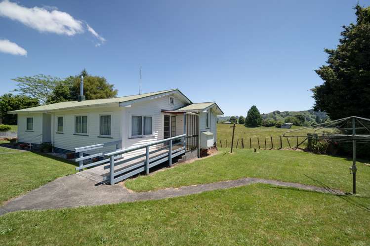 12 Simmons Road Taumarunui_14