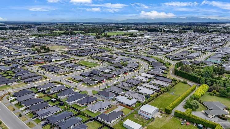 51 Tobollie Drive Rolleston_20