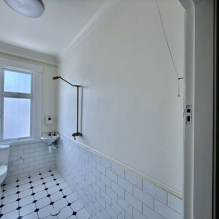 2/45 Rongotai Road Kilbirnie_4