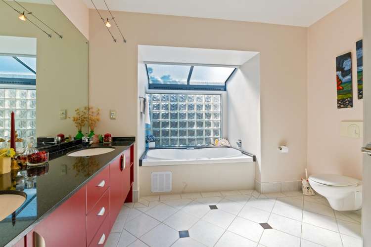 1/2 Dewsbury Terrace Castor Bay_21