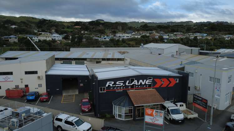 98 Main Road Tawa_2