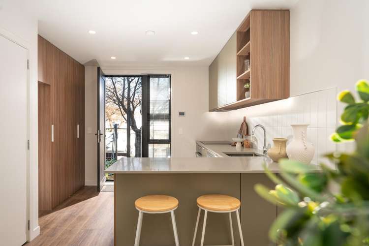 10-13/235 Karori Road Karori_2