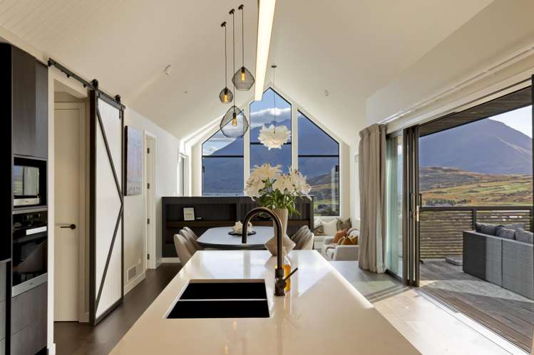 4 McKellar Drive Jacks Point_4