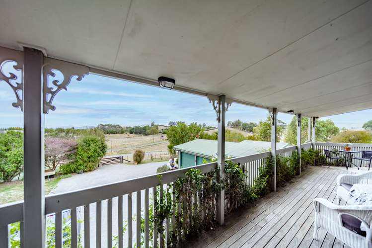 22 Tod Road Otane_19