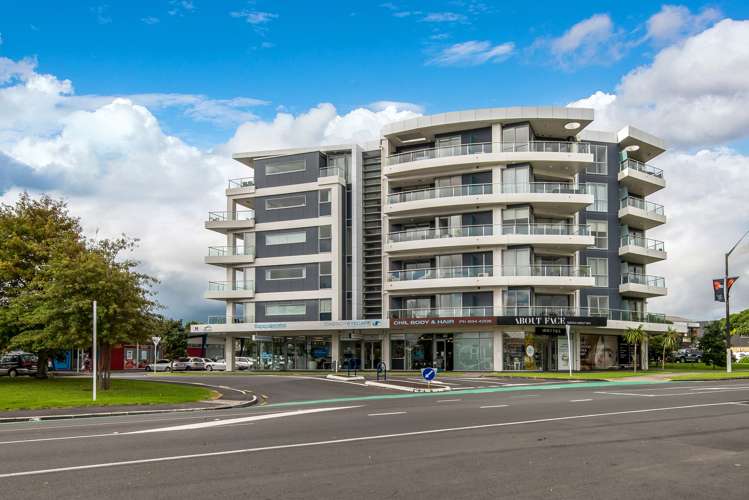5e/84 Gunner Drive Te Atatu Peninsula_23