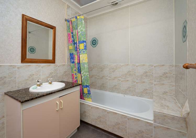 3/10 Bodmin Street Marybank_10