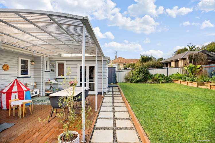 4 Kakanui Avenue Hillcrest_12