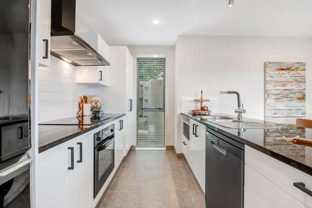 383 Lake Road Hauraki_4