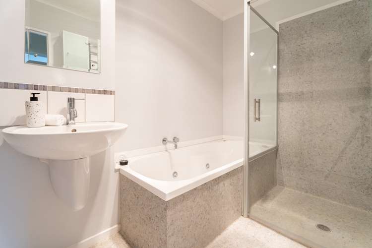 34 Oriel Avenue Tawa_26