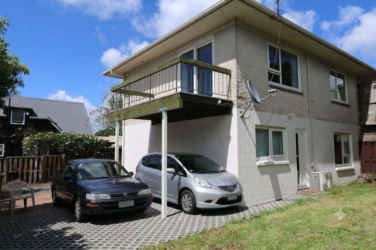 4/37A Mariri Road_0