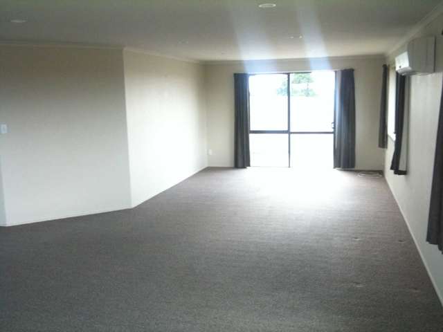 20 Sinead Court Grandview Heights_2