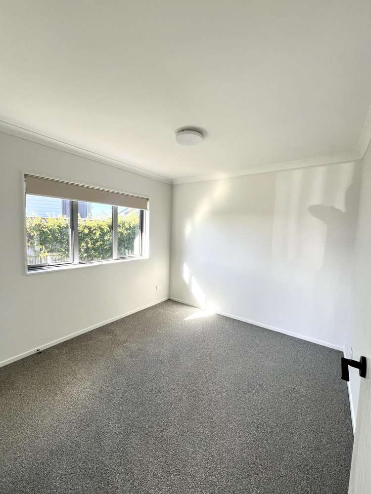 15a Ruth Craig Place Stanmore Bay_7