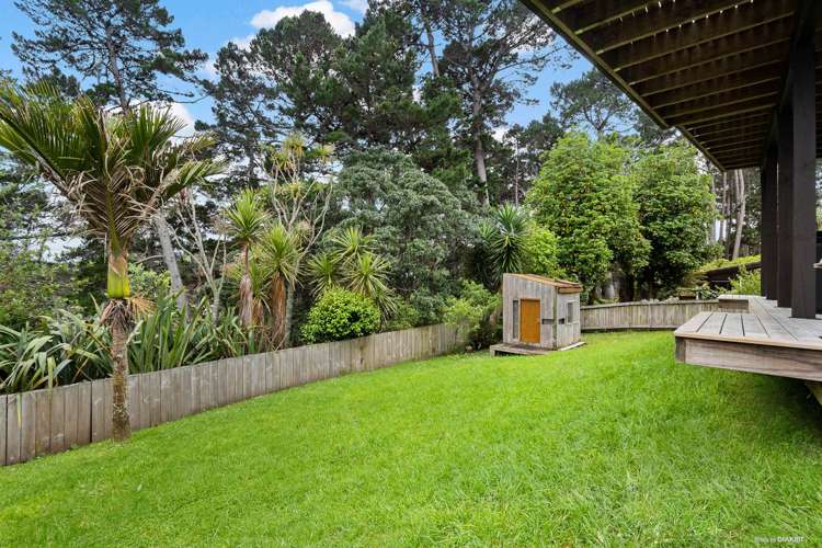 2/41 Jacaranda Avenue Beach Haven_18