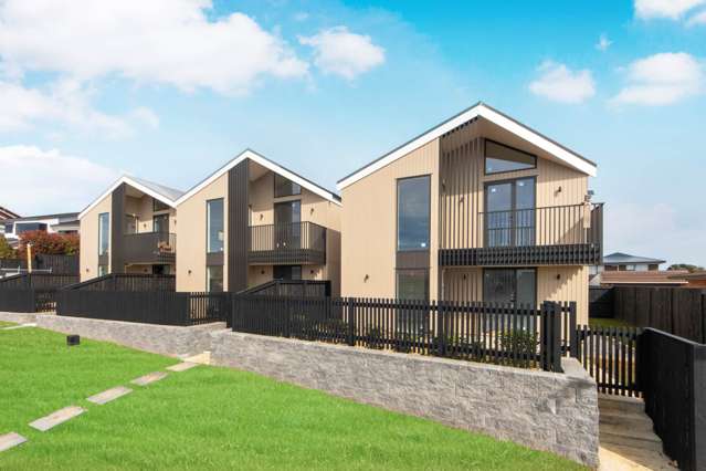 Standalone House With Sea View And Garage