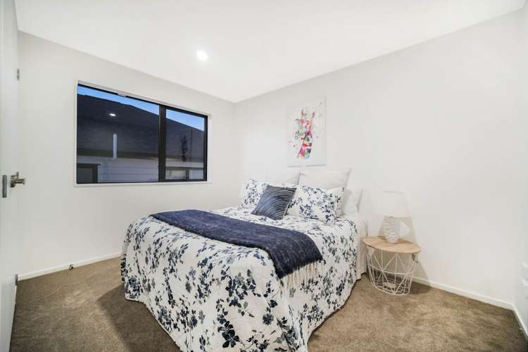 5 Uru Drive Flat Bush_32
