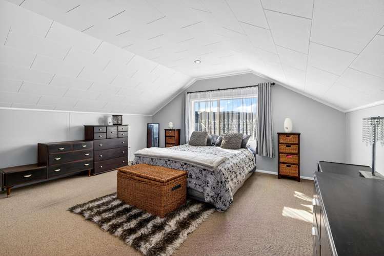 7 Totara Park Road Clouston Park_10