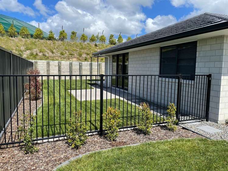 25 Blacklock Road Pyes Pa_18