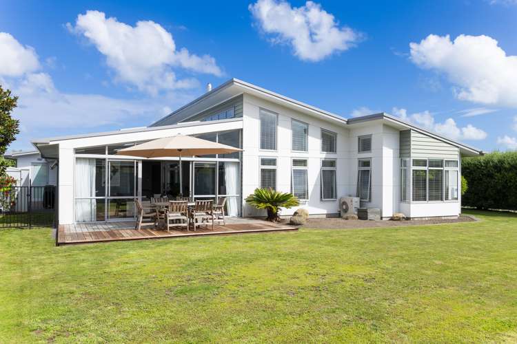 2 Fisher Place Lytton West_22