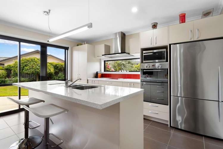 17 Northwood Avenue Mahora_2