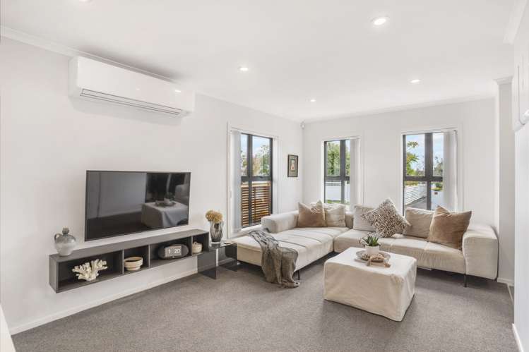 1/9 Marlene Avenue Te Atatu South_2