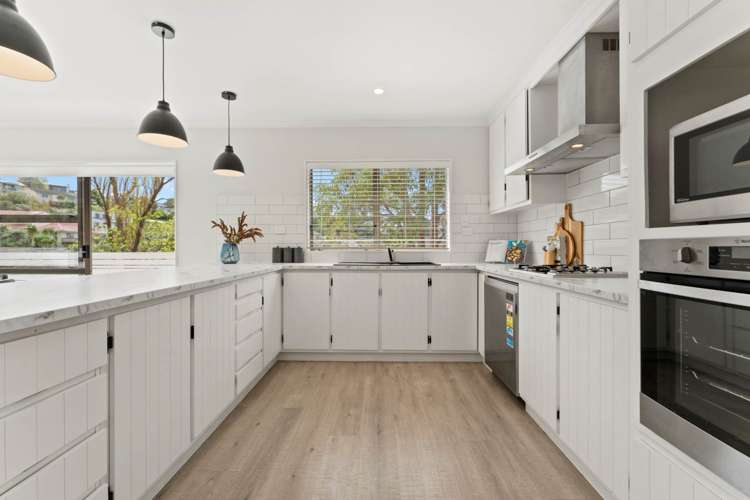 56 Stapleford Crescent Browns Bay_4