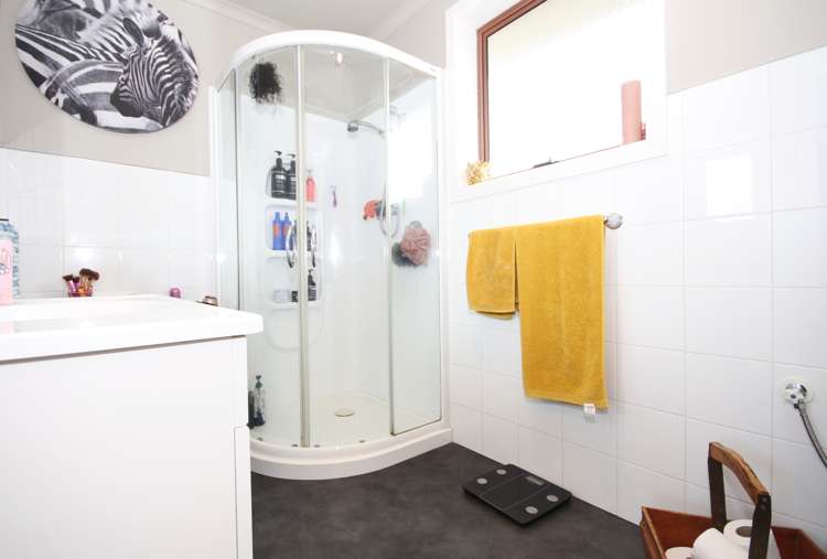 187 Lamond Street East Hargest_10