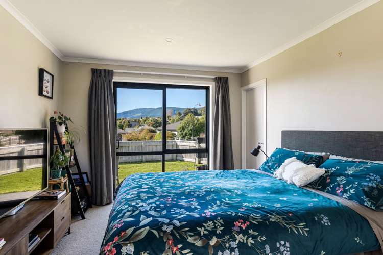 79 Washbourn Drive Richmond_9