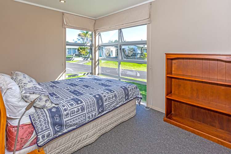 2 Norfolk Place Tairua_13