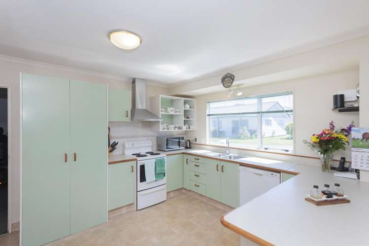 1/690 Gladstone Road_2