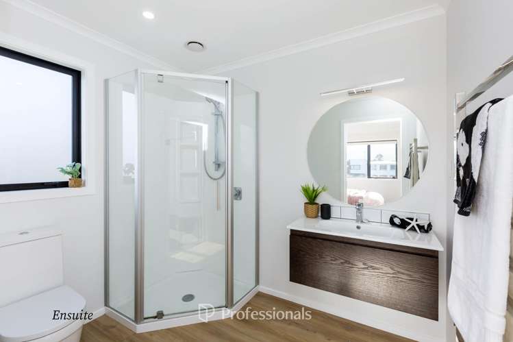 7 Desert Gold Lane Wallaceville_16