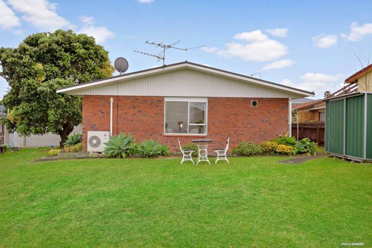 3/225 Edmonton Road Te Atatu South_1