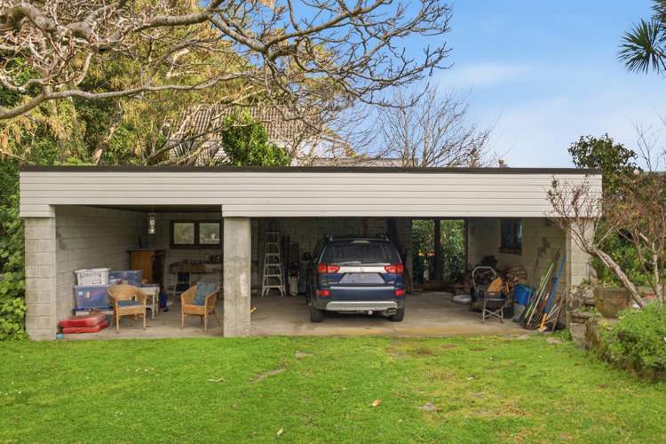 191 and 193 Muritai Road Eastbourne_19