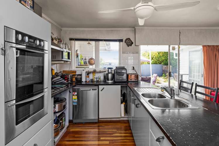 15 Waterworth Avenue Onekawa_2