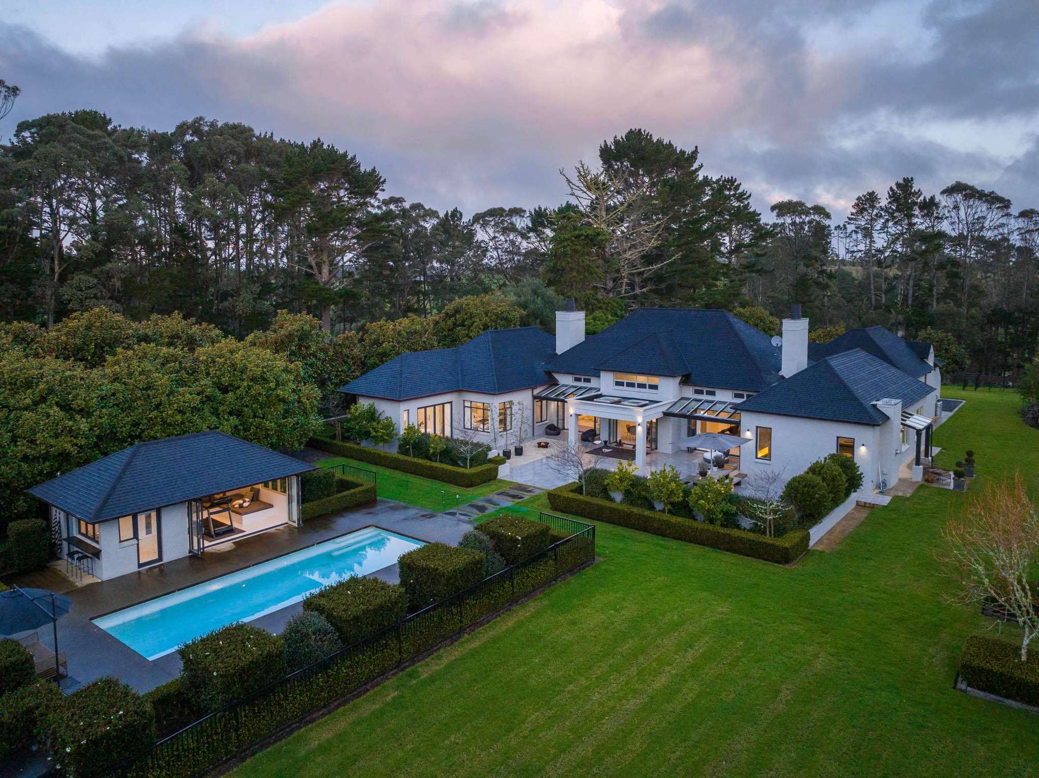 Former Aussie music exec sells her resort home for $4.8m