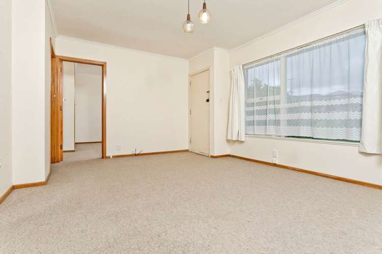 4/12 Raines Avenue Forrest Hill_4
