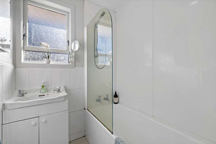 7 Beach Road Te Atatu Peninsula_19