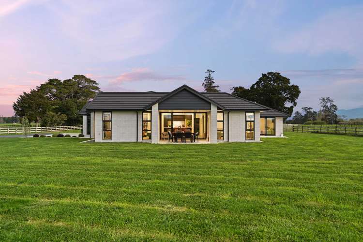 101 Livingstone Road Ngahinapouri_7