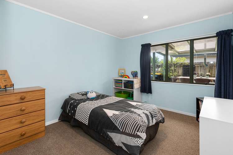 6 Morton Place Leamington_13