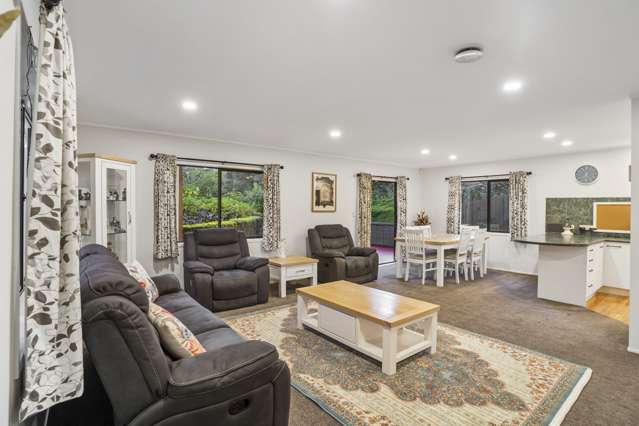 9a Roskill Way Three Kings_2