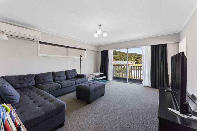 31 Holland Street Wainuiomata_6