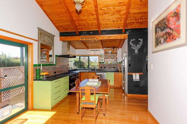 9 Dunn Street Egmont Village_2
