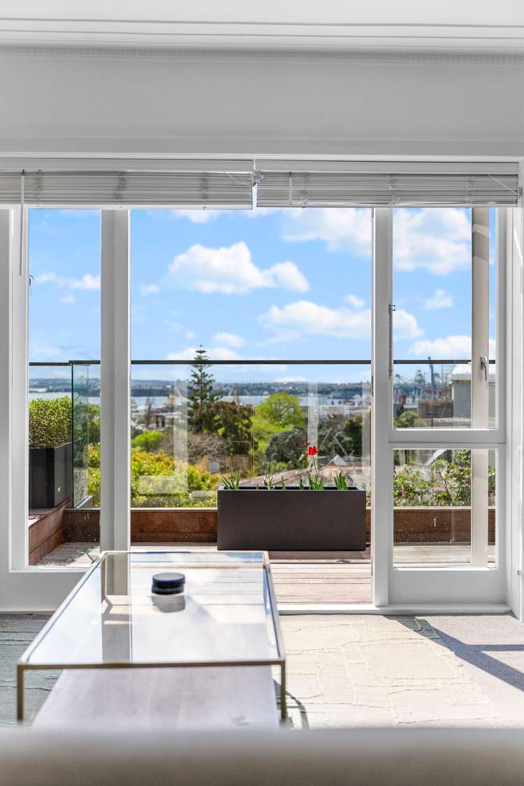 4/10 Saint Georges Bay Road Parnell_24