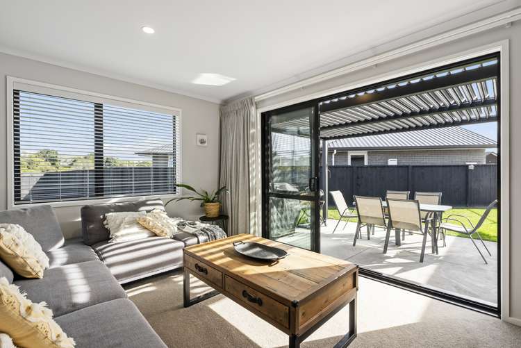 10 Korimako Place Coastlands_6