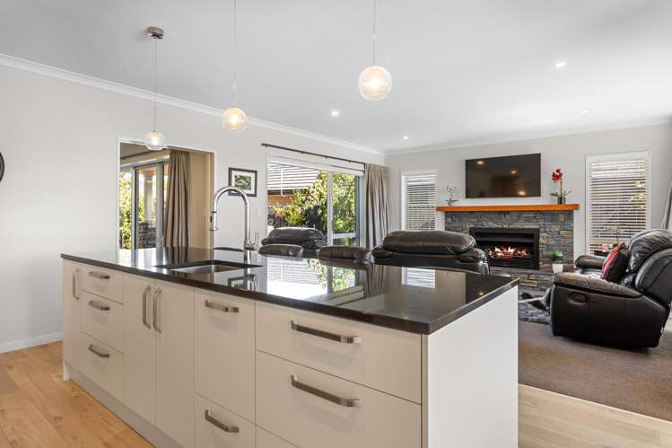 12 Ballinger Place_4