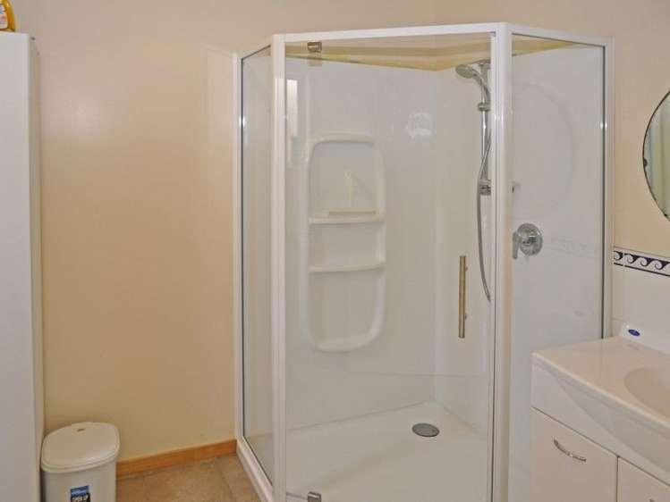 10 Norfolk Place Tairua_14