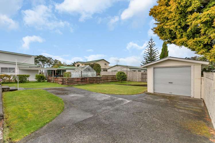 21 Camellia Avenue Ruakaka_3