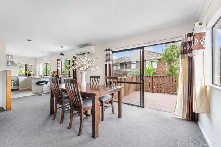 32 Trojan Crescent New Lynn_3