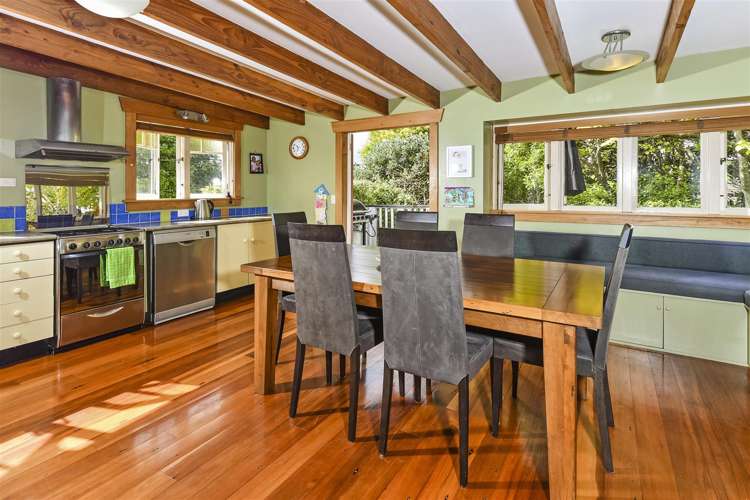 10 Hanlon Crescent Narrow Neck_13