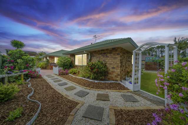 4 Jeannie Way Waikanae Beach_1