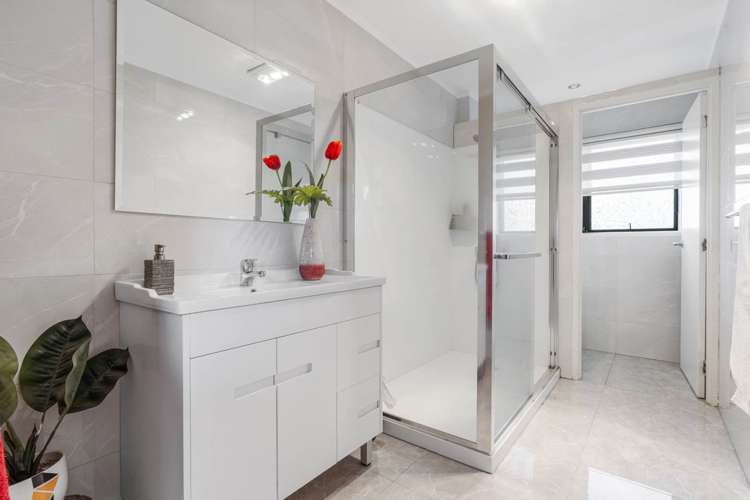 106b Beach Road Pahurehure_8